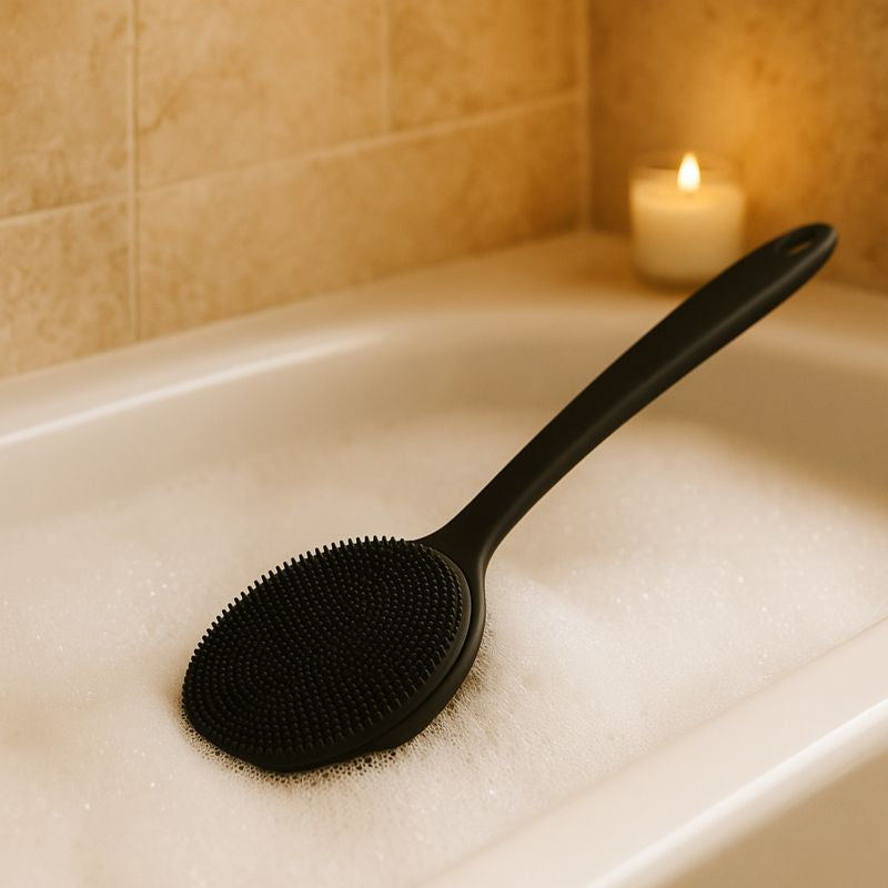 LuxeReach Back Brush